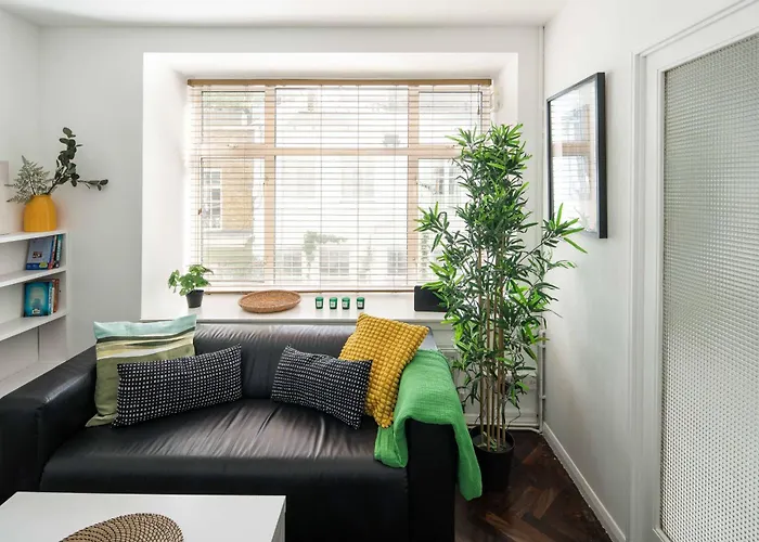 Quirky & Cosy 2Bd Mews Flat In Paddington